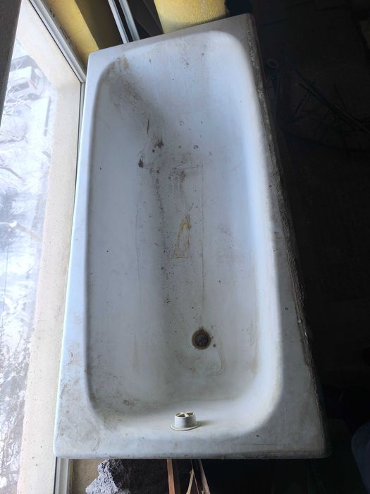 Чугунная ванна хорошем состояние