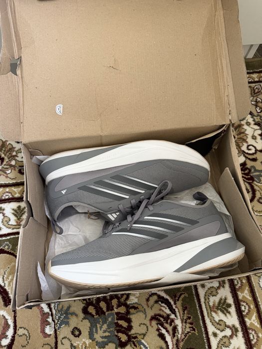 Adidas кроссовка оригинал из США