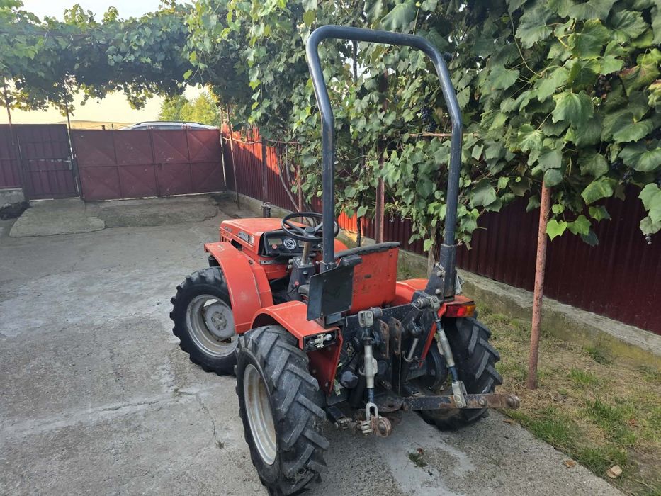 Tractor Antonio carraro tigre 3100