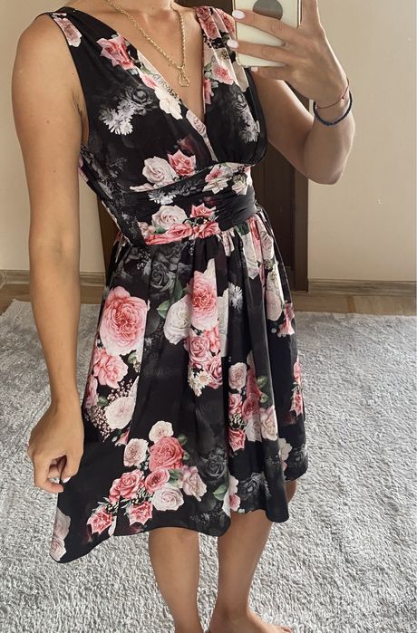 Дамски рокли