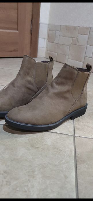 Новые ботинки женские 42 размер