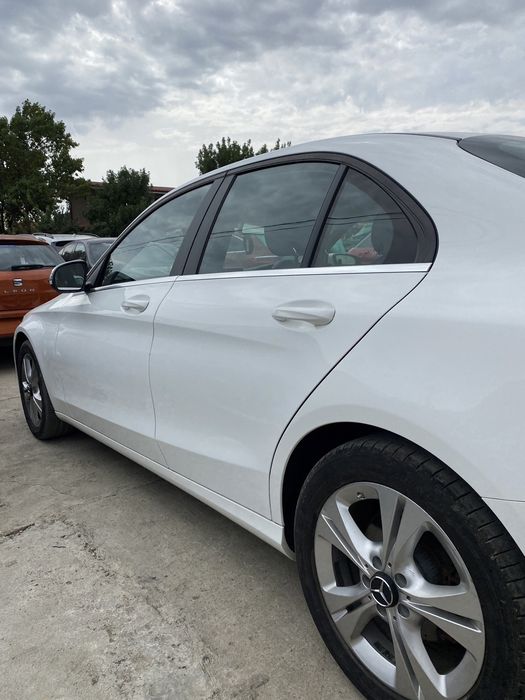 Ușă stânga spate Mercedes W205 C klass 2016