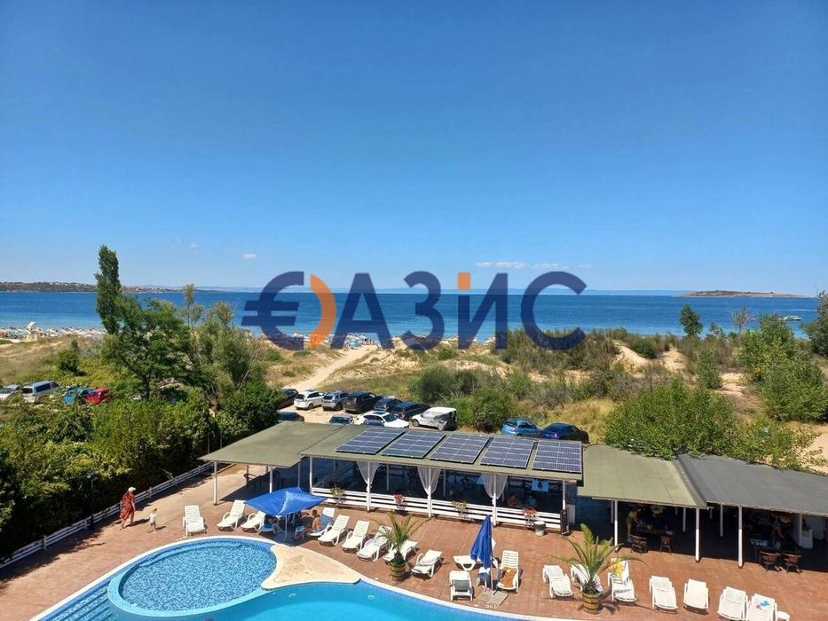 Апартамент с 2 спални на първа линия море," Созопол Стайл Клуб",