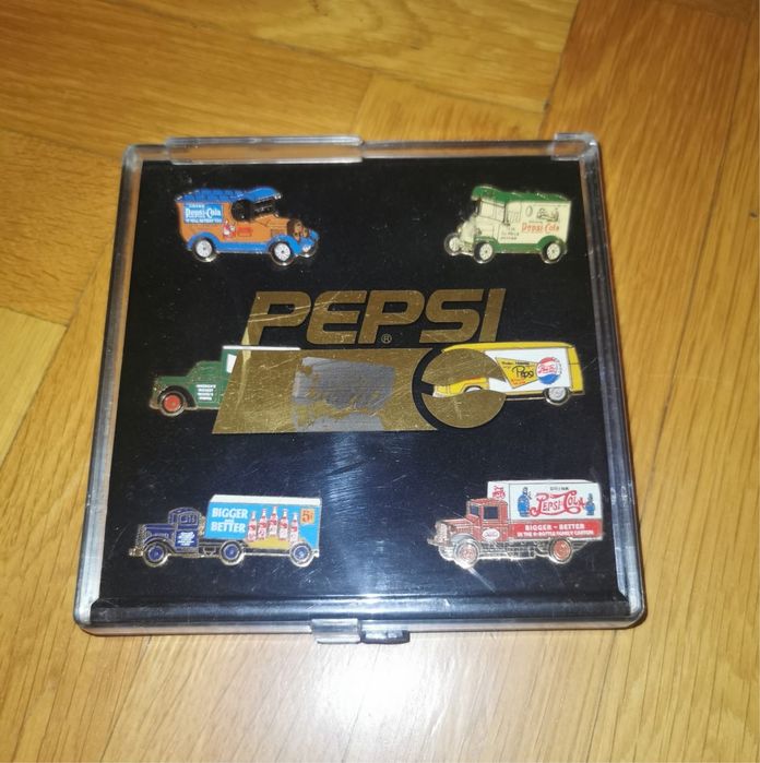 Значки на Пепси Кола PEPSI-COLA колекционерски пинчета комплект кутия