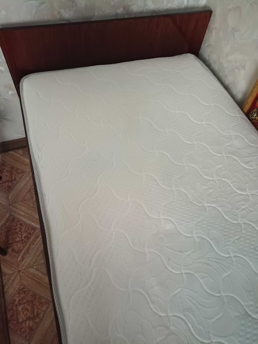 Кровать односпальная