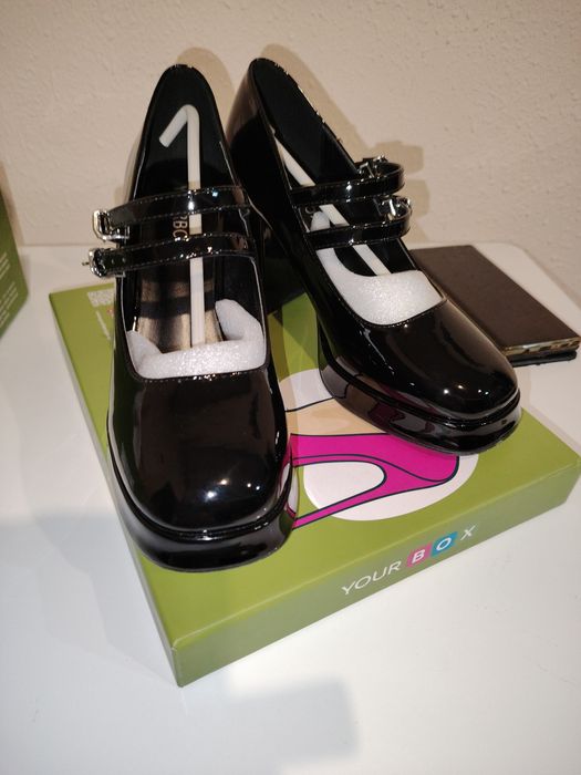 Туфли из лакированной кожи