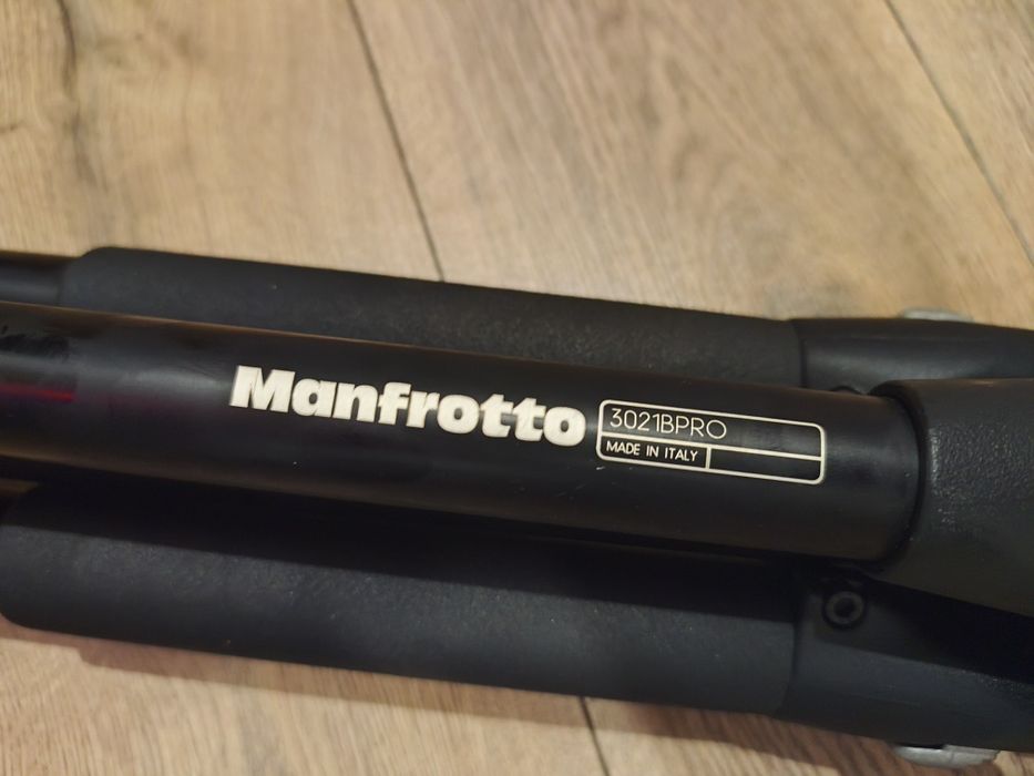Trepied foto Manfrotto 3021BPRO Tripod,cap 468RC2