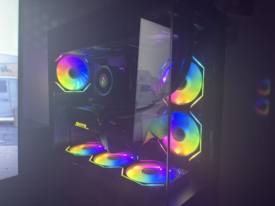 Pc gaming , i5 14600k , rtx 3070 ti , ram viper venom ddr5 32gb 6000mh