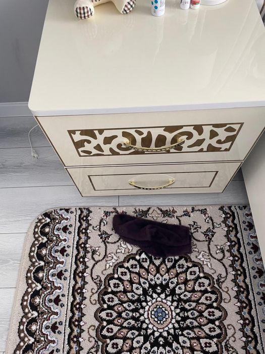 Продам спальный гарнитур