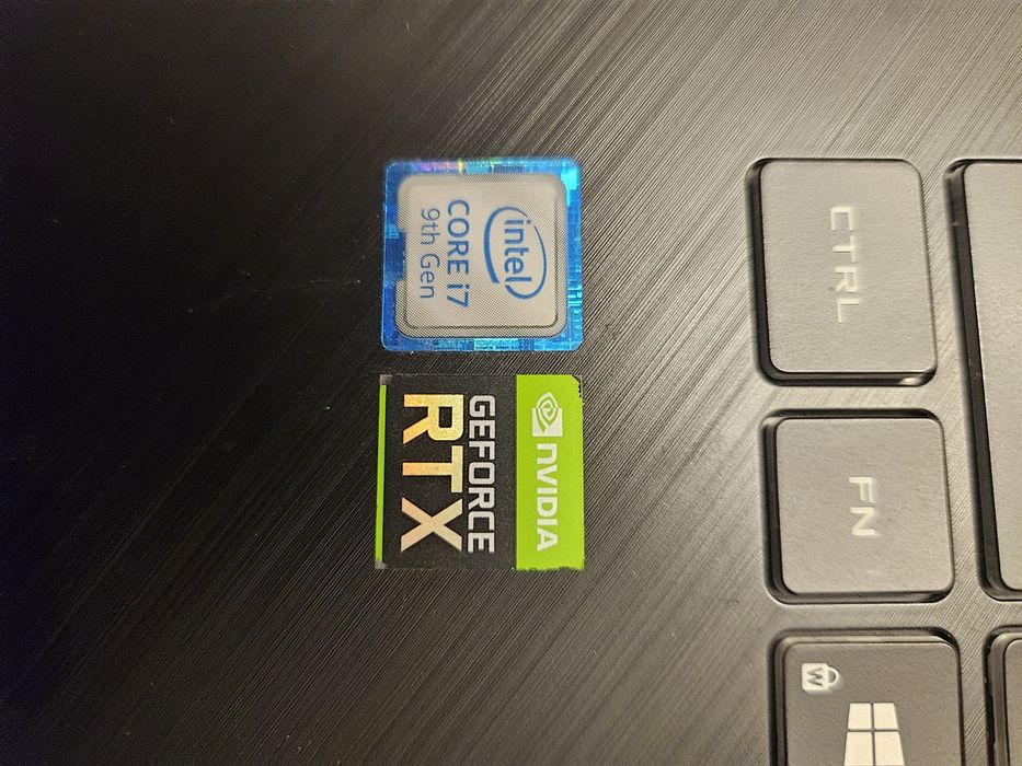 Лаптоп Asus Rog Stix G