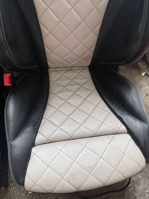 Седалки за Мерцедес c-class