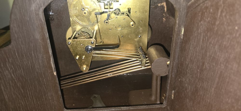 Ceas vintage mecanic cu gong cu 5 tonuri