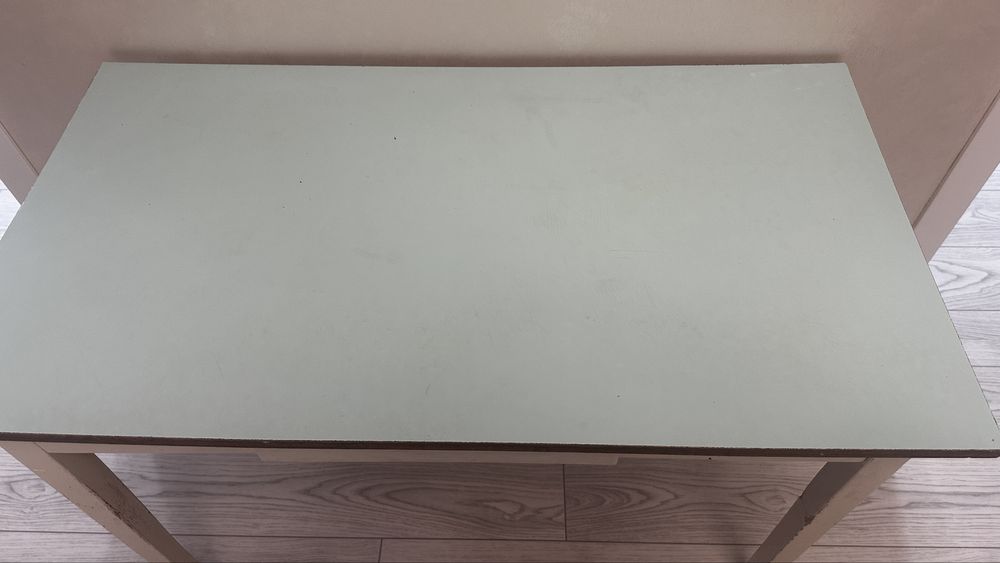 Стол кухонный б/у