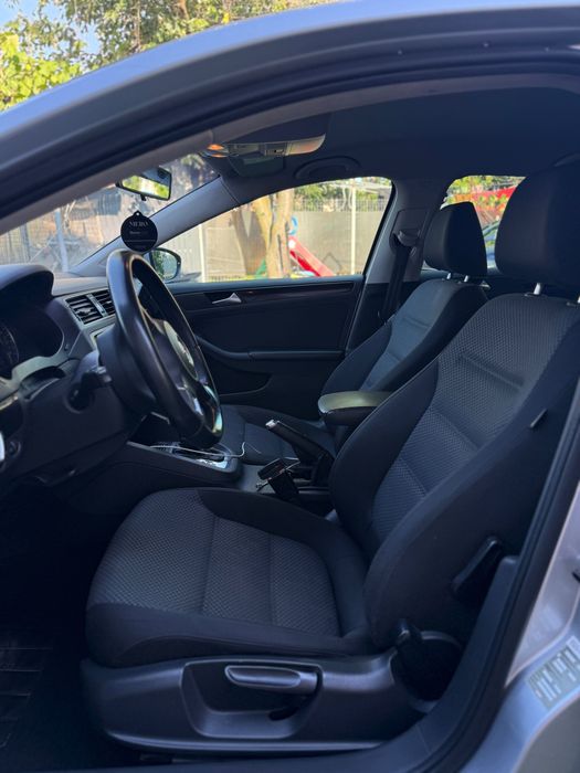VOLKSWAGEN Jetta 2014 — imagine 5