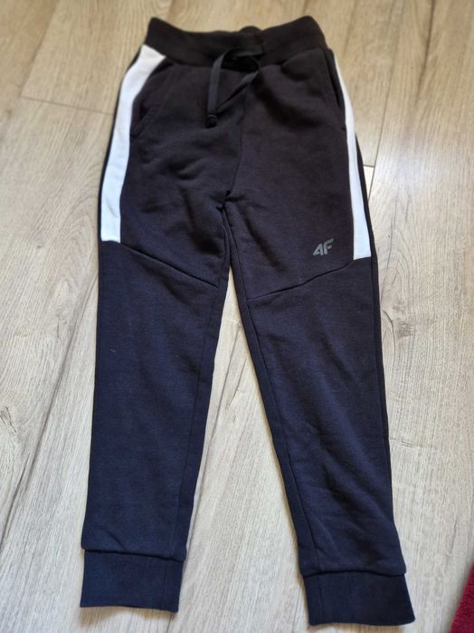 Vand pantaloni trening 4F mar.122cm