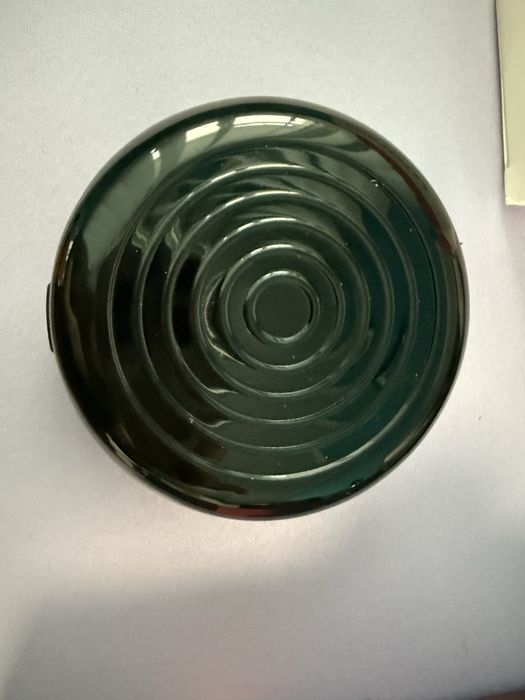 Чисто НОВ евро монетник