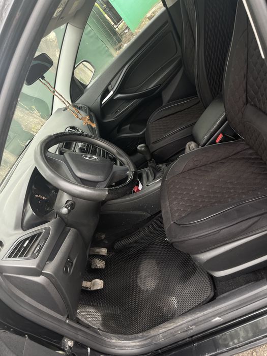 Продам Лада Веста.