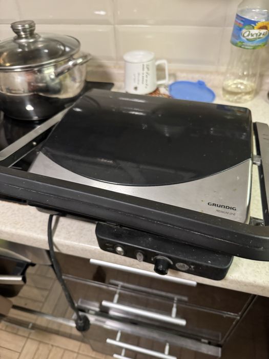 Электрогриль Grundig CG5040