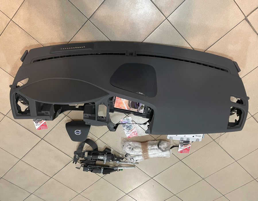 Volvo XC60 kit airbag - plansa de bord boxa - centuri de siguranta
