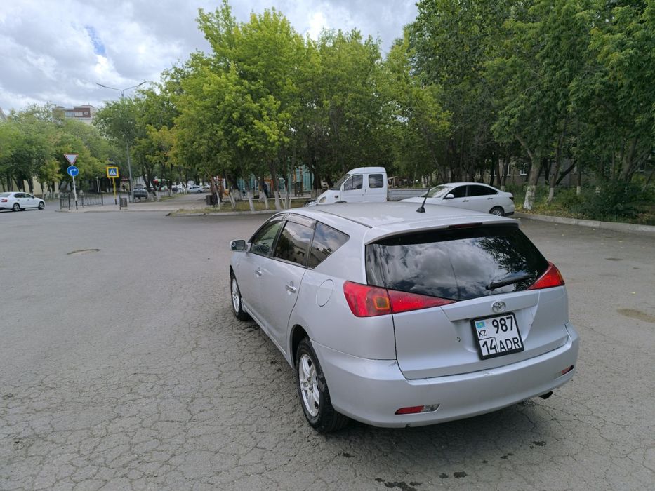 Toyota caldina 2002