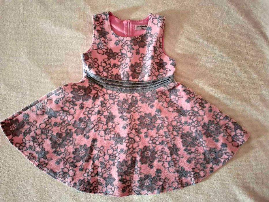 Детска рокля, размер 5-6 г.