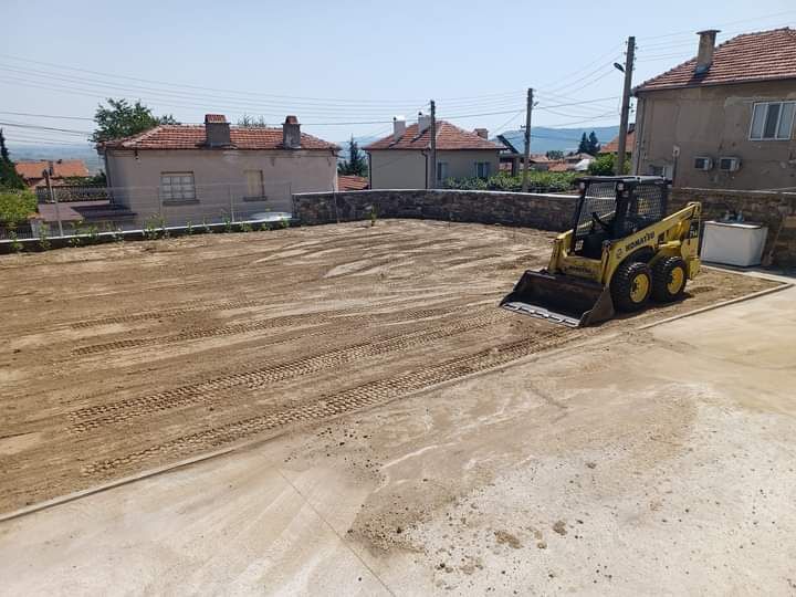 Извършвят се всякакъв вид услуги с бобкат