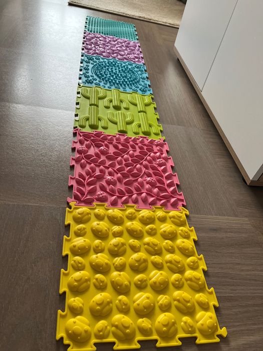 Модулно релефно килимче за игра