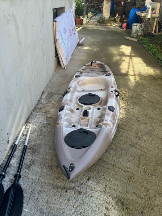 Каяк за риболов и разходка