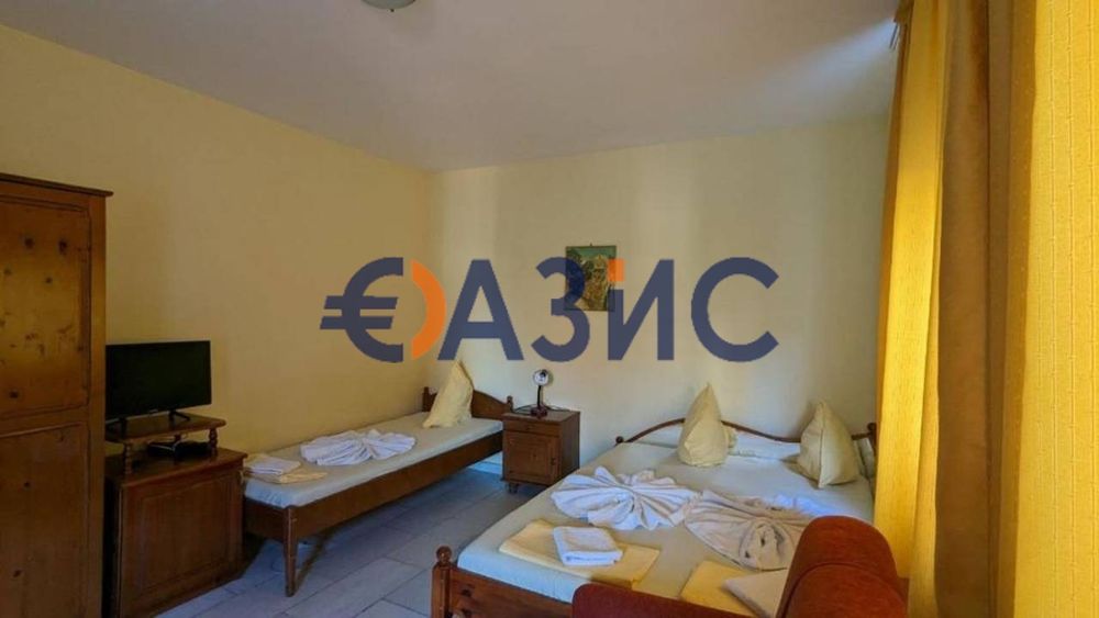 Спешно!!!Семеен хотел в гр. Приморско, 5 етажа, РЗП 780 м2, 26613082