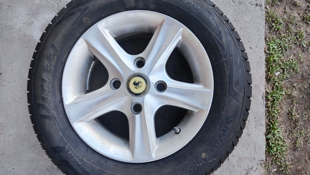 Резина на дисках 175/70R13