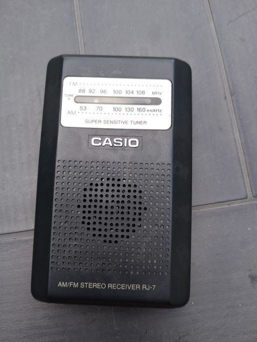 Radio portabil Casio