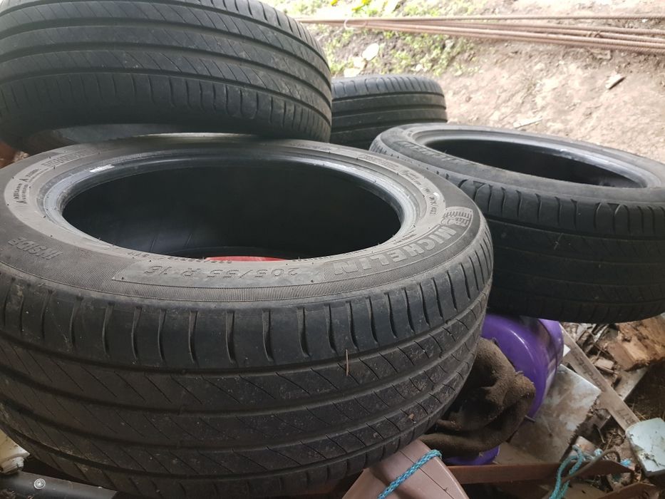 Vand 4 anvelope vara Michelin 205/55/16