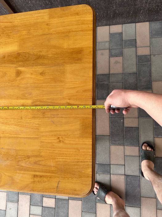 Продам столы в хорошем состоянии