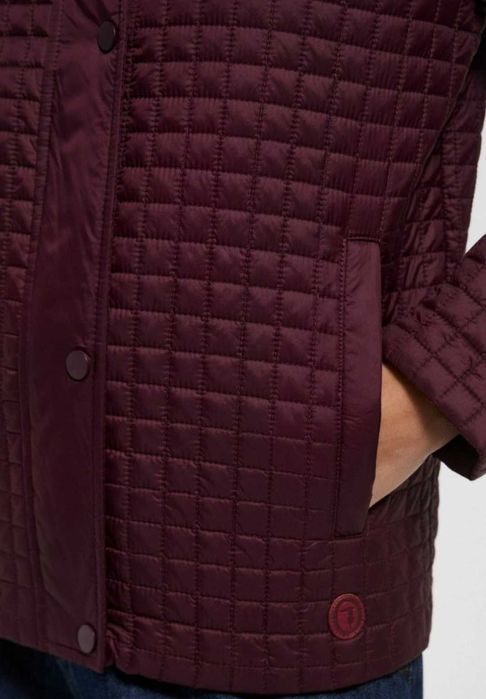 Дамско елегантно есенно-пролетно яке Trussardi