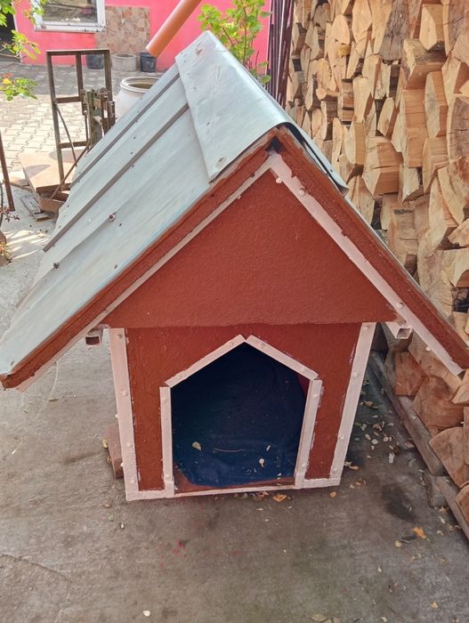 De vînzare cușcă pentru câini