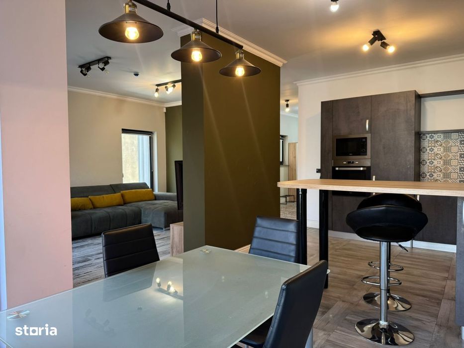 Vilă modernă în Centru cu 2 apartamente independente