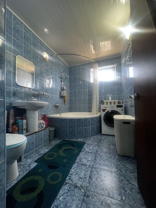 20 квартал,  2-комнатная, 77-серия