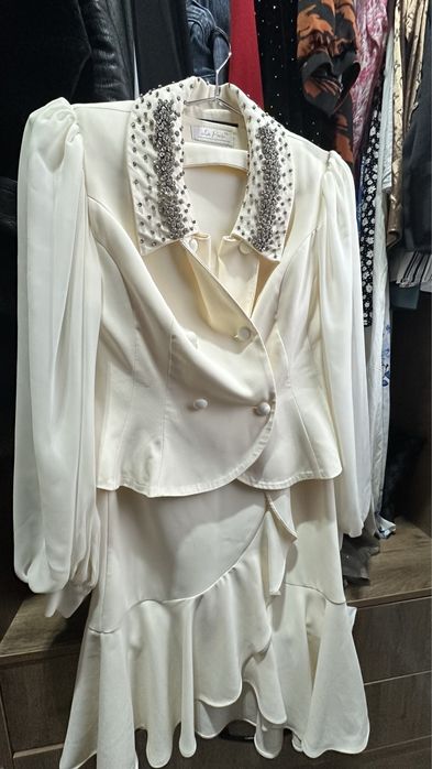 Платья вечерние, размеры хс и с