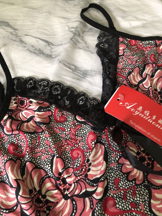 НОВА!! Лятна цветна нощничка