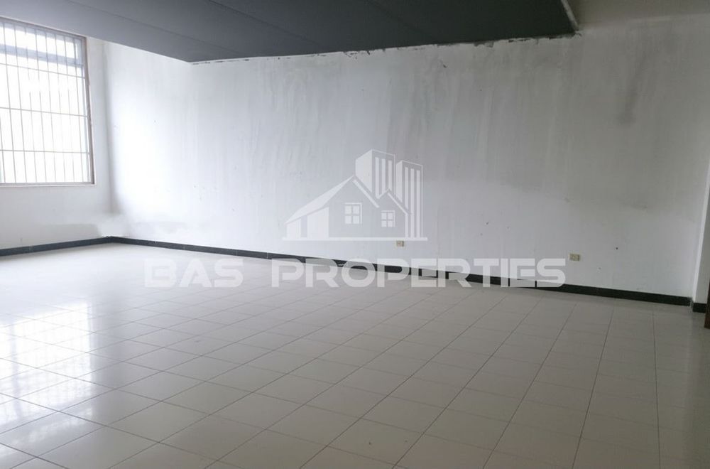 Офис в София-Витоша площ 90