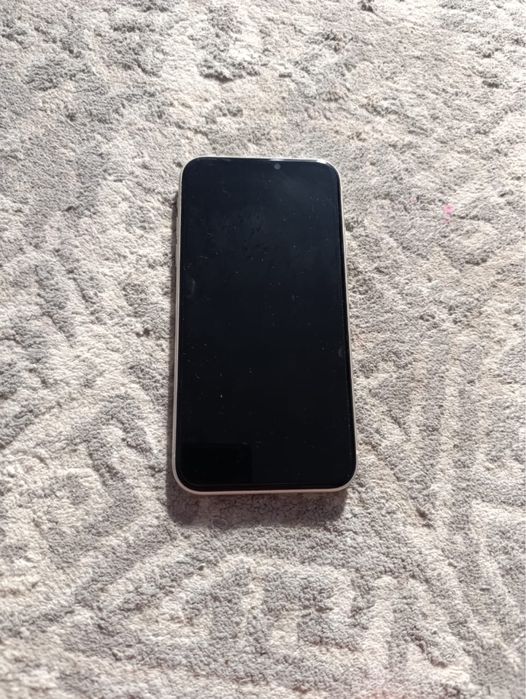 Продам телефон айфон 11