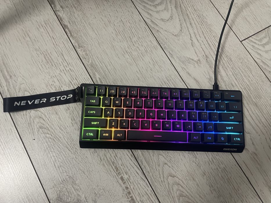 Клавиатура для игры и тд