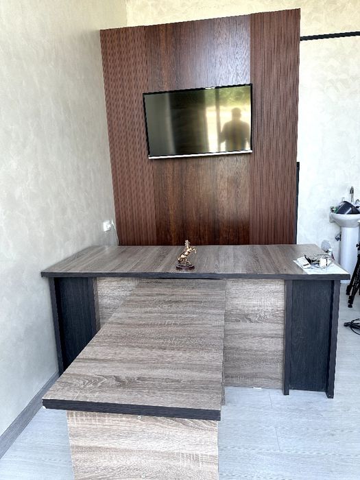 Ofisni mebel Ofisni mebel srochni sotiladi