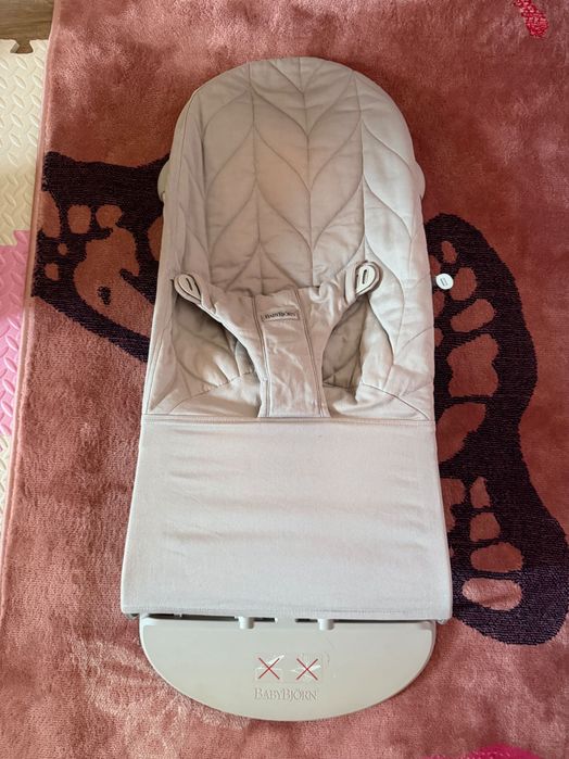 Шезлонг BabyBörn
