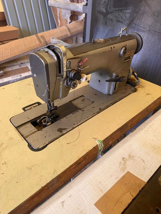 Masina de cusut Veche