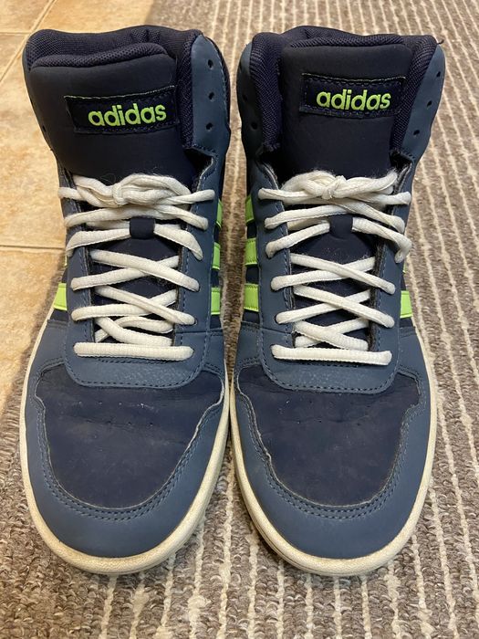 Продавам кецове “Adidas”