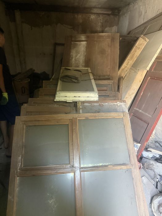 Продам окна и двери из дерево