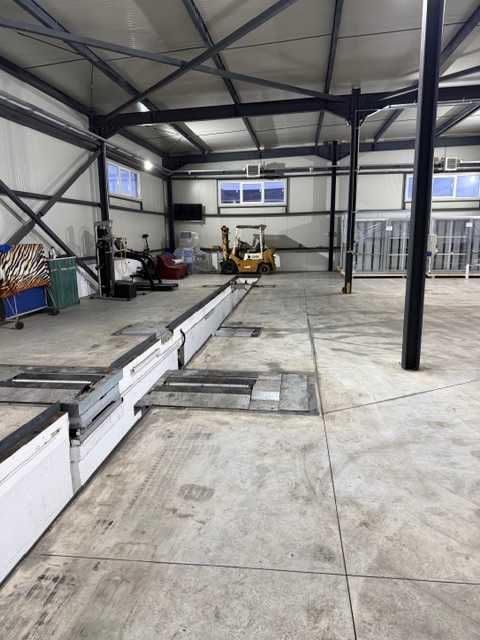 Inchiriez hala depozitare sau hala pentru atelier mecanic camioane