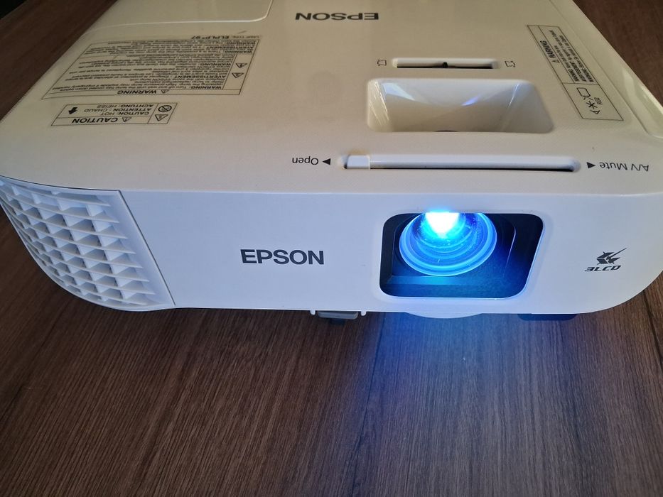 Videoproiector Epson.