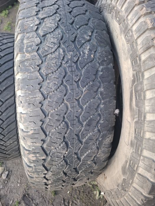 Vand 2 anvelope LT 285 70 17 general de iarna bune dot 2021